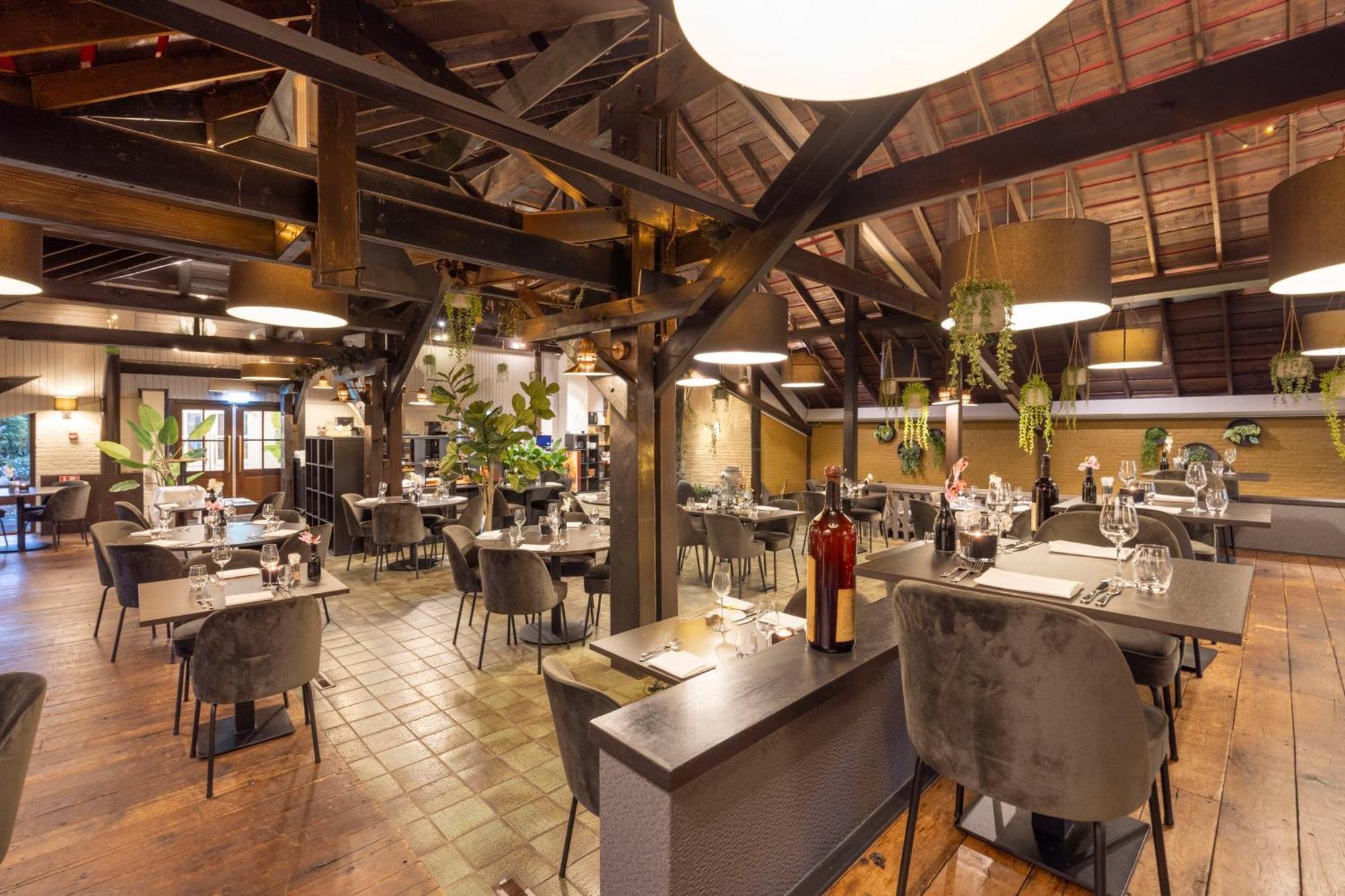 Fletcher Hotel-Restaurant Klein Zwitserland ヘールスム エクステリア 写真